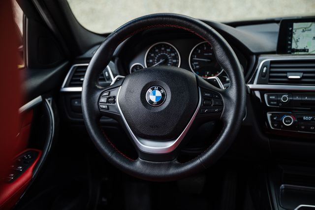 2017 BMW 3 Series 330i xDrive | Addison, TX | Apex Auto Sports 2017 BMW 3 Series 330i xDrive | Addison, TX | Apex Auto Sports