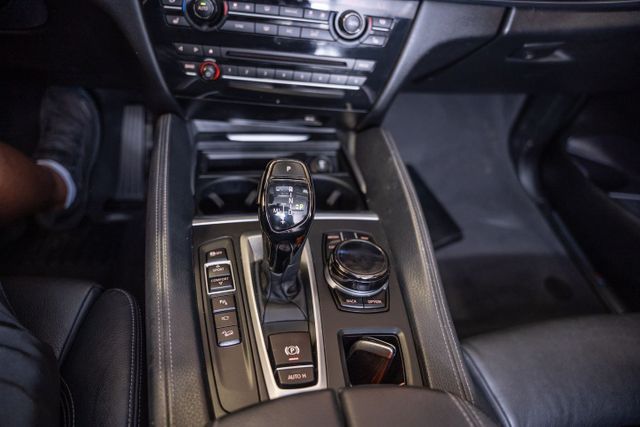 2017 BMW X6 xDrive35i | Addison, TX | Mr Car Guys 2017 BMW X6 xDrive35i | Addison, TX | Mr Car Guys