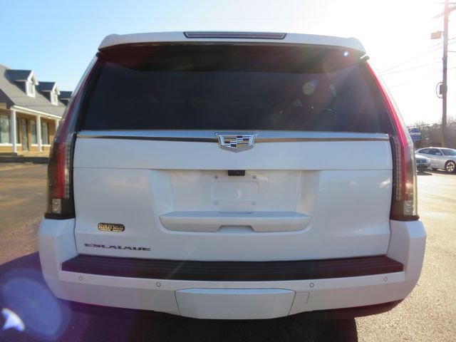 2017 Cadillac Escalade Luxury