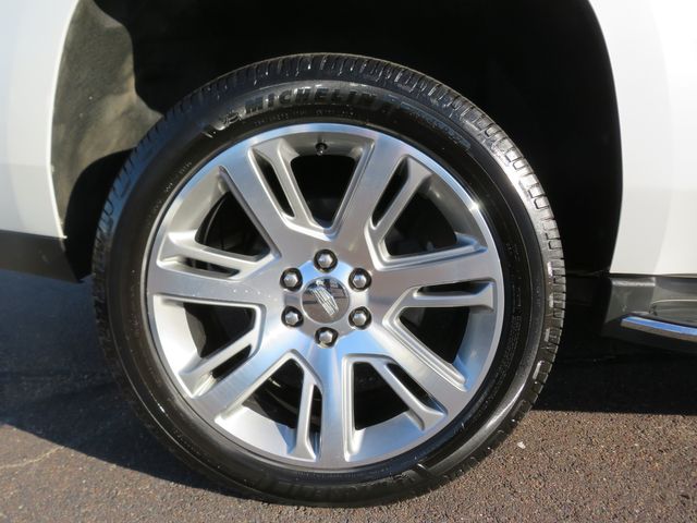 2017 Cadillac Escalade Luxury