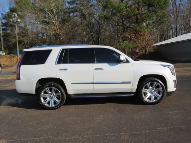 2017 Cadillac Escalade Luxury | Batesville, Mississippi | Stanley's Auto Sales