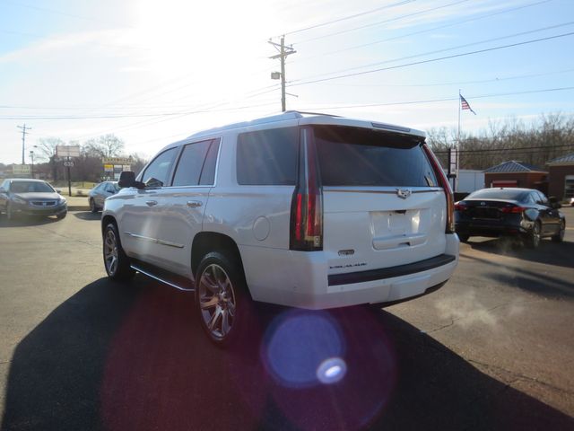 2017 Cadillac Escalade Luxury