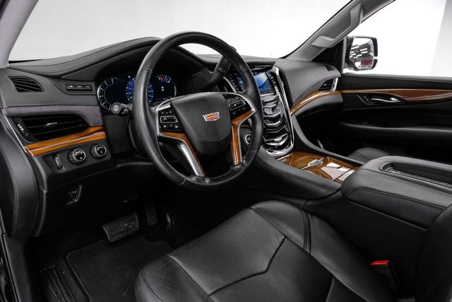 2017 Cadillac Escalade ESV Premium Luxury 4WD Moonroof RearDVD PowerSteps | Dallas, TX | Stevens Motor Company LLC 2017 Cadillac Escalade ESV Premium Luxury 4WD Moonroof RearDVD PowerSteps | Dallas, TX | Stevens Motor Company LLC
