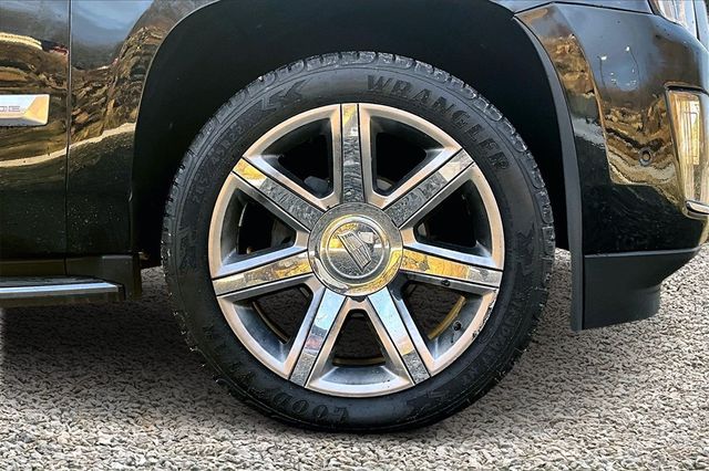 2017 Cadillac Escalade ESV Luxury