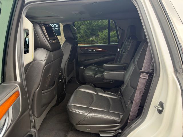 2017 Cadillac Escalade Luxury