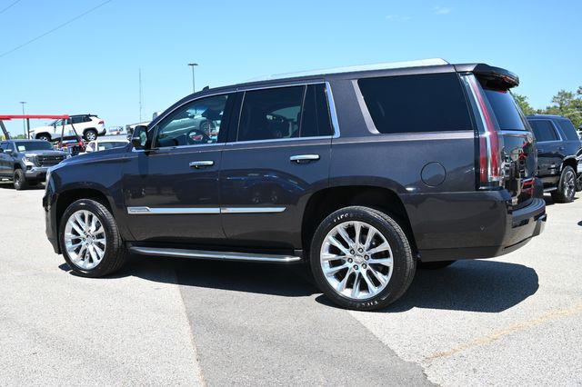 2017 Cadillac Escalade Luxury