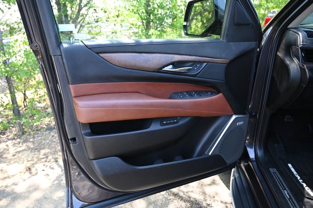 2017 Cadillac Escalade Luxury