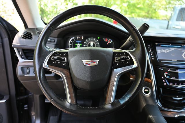 2017 Cadillac Escalade Luxury