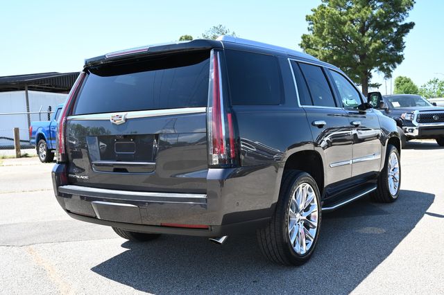 2017 Cadillac Escalade Luxury