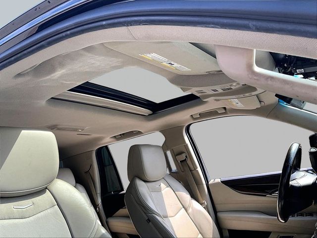 2017 Cadillac Escalade Luxury