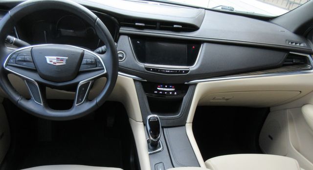 2017 Cadillac XT5 Base | south houston, TX | Carnes Motor Company 2017 Cadillac XT5 Base | south houston, TX | Carnes Motor Company