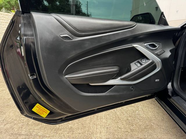 2017 Chevrolet Camaro SS | Houston, TX | Houston Auto Credit 2017 Chevrolet Camaro SS | Houston, TX | Houston Auto Credit