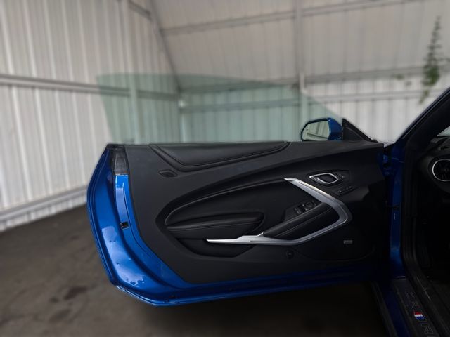 2017 Chevrolet CAMARO SS | Houston, TX | Texas Star Motors 2017 Chevrolet CAMARO SS | Houston, TX | Texas Star Motors