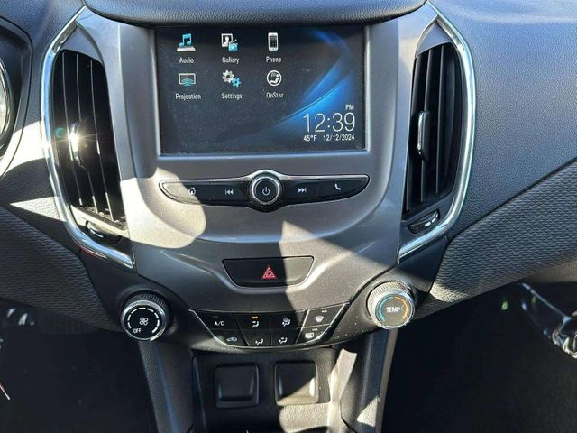 2017 Chevrolet Cruze LT Auto | Alpharetta, GA | Star Motors 2017 Chevrolet Cruze LT Auto | Alpharetta, GA | Star Motors