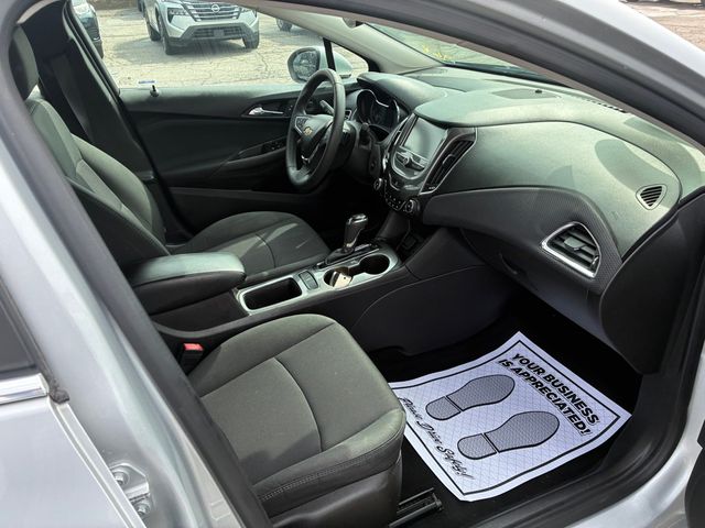 2017 Chevrolet Cruze LT Auto | Ontario, OH | New Haven Auto Sales 2017 Chevrolet Cruze LT Auto | Ontario, OH | New Haven Auto Sales