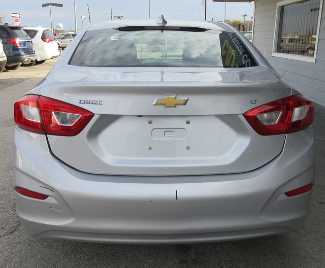 2017 Chevrolet Cruze LT Auto | south houston, TX | Carnes Motor Company 2017 Chevrolet Cruze LT Auto | south houston, TX | Carnes Motor Company