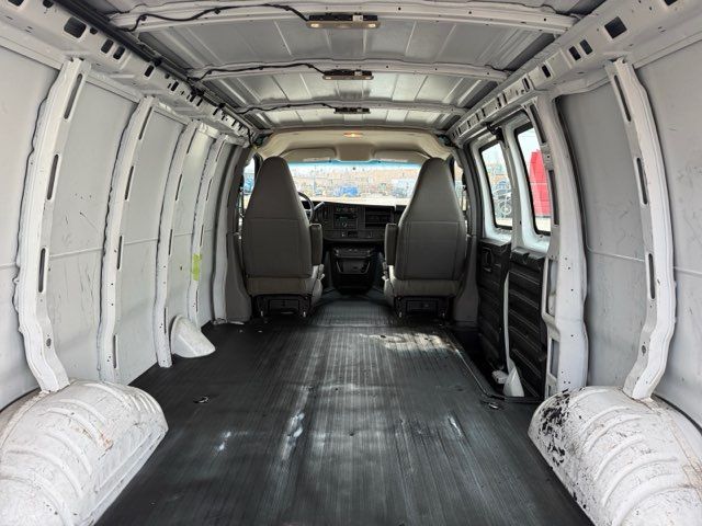 2017 Chevrolet Express 2500