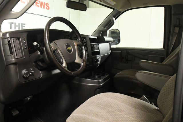 2017 Chevrolet Express LT 3500 15 Passenger | Branford, CT | Sound Auto Wholesalers 2017 Chevrolet Express LT 3500 15 Passenger | Branford, CT | Sound Auto Wholesalers