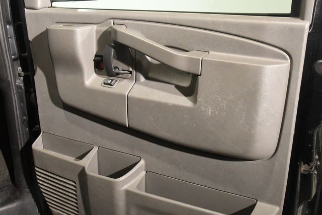 2017 Chevrolet Express LT 3500 15 Passenger | Branford, CT | Sound Auto Wholesalers 2017 Chevrolet Express LT 3500 15 Passenger | Branford, CT | Sound Auto Wholesalers