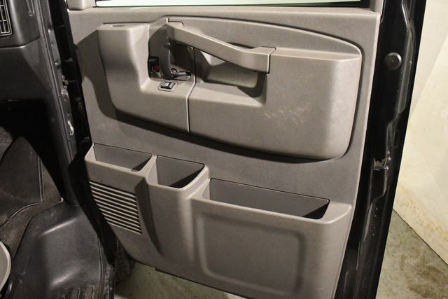 2017 Chevrolet Express LT 3500 15 Passenger | Branford, CT | Sound Auto Wholesalers 2017 Chevrolet Express LT 3500 15 Passenger | Branford, CT | Sound Auto Wholesalers