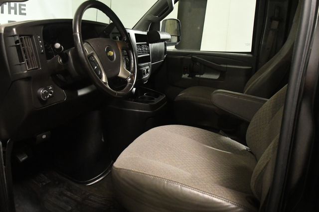 2017 Chevrolet Express LT 3500 15 Passenger | Branford, CT | Sound Auto Wholesalers 2017 Chevrolet Express LT 3500 15 Passenger | Branford, CT | Sound Auto Wholesalers