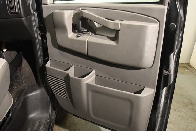 2017 Chevrolet Express LT 3500 15 Passenger | Branford, CT | Sound Auto Wholesalers 2017 Chevrolet Express LT 3500 15 Passenger | Branford, CT | Sound Auto Wholesalers