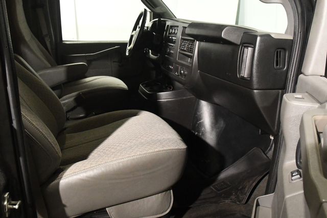 2017 Chevrolet Express LT 3500 15 Passenger | Branford, CT | Sound Auto Wholesalers 2017 Chevrolet Express LT 3500 15 Passenger | Branford, CT | Sound Auto Wholesalers