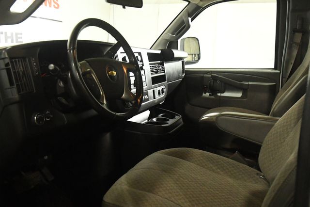 2017 Chevrolet Express LT 3500 15 Passenger | Branford, CT | Sound Auto Wholesalers 2017 Chevrolet Express LT 3500 15 Passenger | Branford, CT | Sound Auto Wholesalers