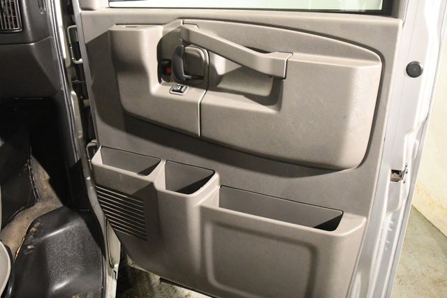 2017 Chevrolet Express LT 3500 15 Passenger | Branford, CT | Sound Auto Wholesalers