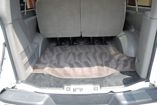 2017 Chevrolet Express LT 3500 - 12 PASSENGER | Charlotte, North Carolina | ADVENTURE VANS 2017 Chevrolet Express LT 3500 - 12 PASSENGER | Charlotte, North Carolina | ADVENTURE VANS