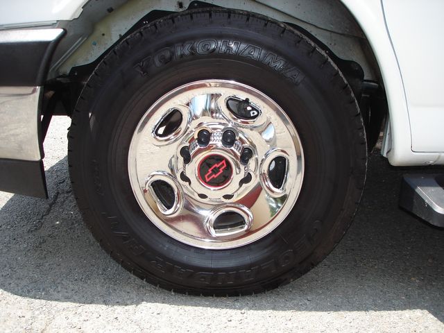 2017 Chevrolet Express LT 3500 - 15 PASSENGER | Charlotte, North Carolina | ADVENTURE VANS 2017 Chevrolet Express LT 3500 - 15 PASSENGER | Charlotte, North Carolina | ADVENTURE VANS