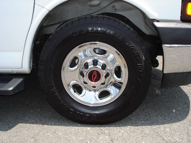 2017 Chevrolet Express LT 3500 - 15 PASSENGER | Charlotte, North Carolina | ADVENTURE VANS 2017 Chevrolet Express LT 3500 - 15 PASSENGER | Charlotte, North Carolina | ADVENTURE VANS