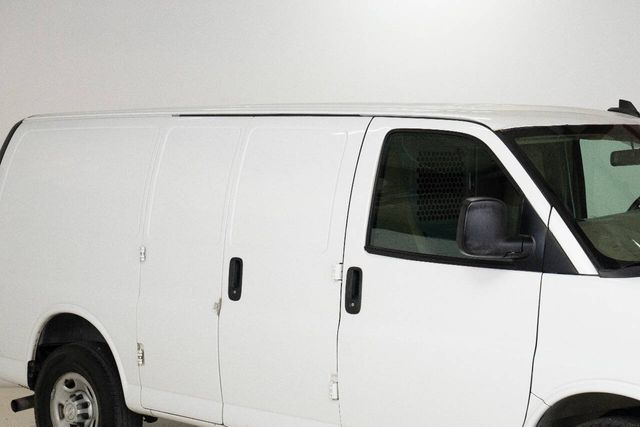 2017 Chevrolet Express 2500 | Houston, TX | Houston Auto Credit 2017 Chevrolet Express 2500 | Houston, TX | Houston Auto Credit