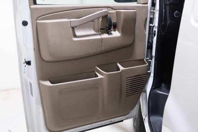 2017 Chevrolet Express 2500 | Houston, TX | Houston Auto Credit 2017 Chevrolet Express 2500 | Houston, TX | Houston Auto Credit