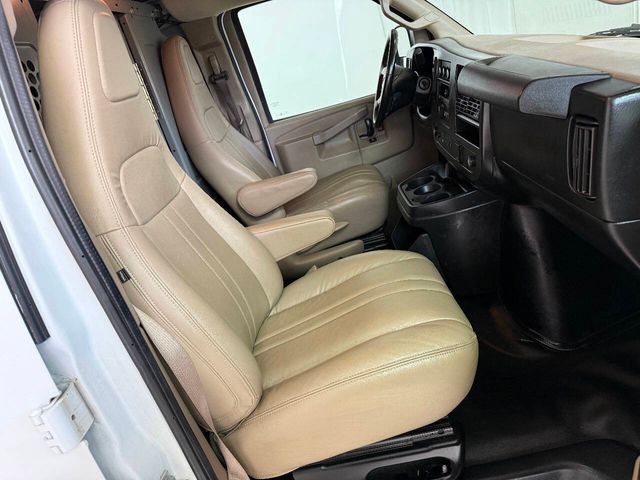 2017 Chevrolet Express 2500 | Houston, TX | Houston Auto Credit 2017 Chevrolet Express 2500 | Houston, TX | Houston Auto Credit