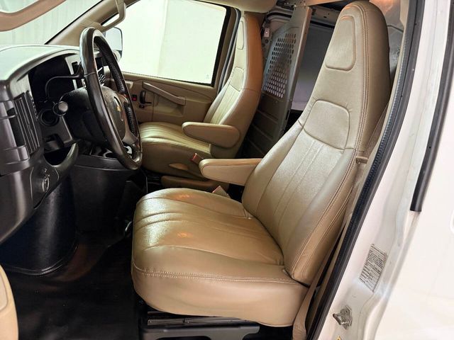 2017 Chevrolet Express 2500 | Houston, TX | Houston Auto Credit 2017 Chevrolet Express 2500 | Houston, TX | Houston Auto Credit