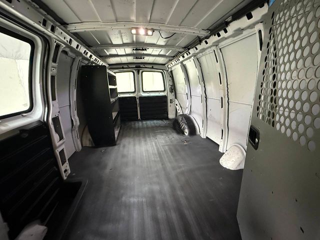 2017 Chevrolet Express 2500 | Houston, TX | Houston Auto Credit 2017 Chevrolet Express 2500 | Houston, TX | Houston Auto Credit