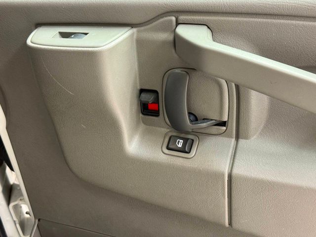 2017 Chevrolet Express 2500 | Houston, TX | Houston Auto Credit 2017 Chevrolet Express 2500 | Houston, TX | Houston Auto Credit