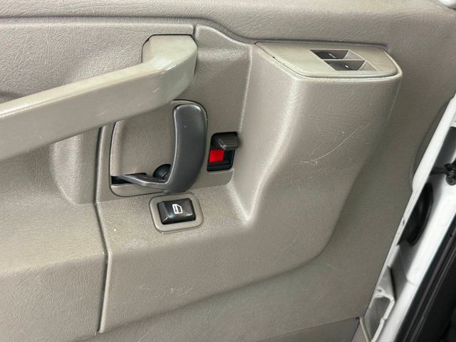 2017 Chevrolet Express 2500 | Houston, TX | Houston Auto Credit 2017 Chevrolet Express 2500 | Houston, TX | Houston Auto Credit