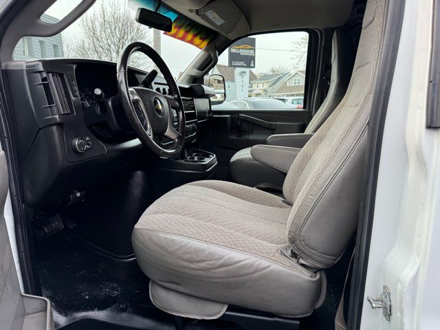 2017 Chevrolet Express 2500