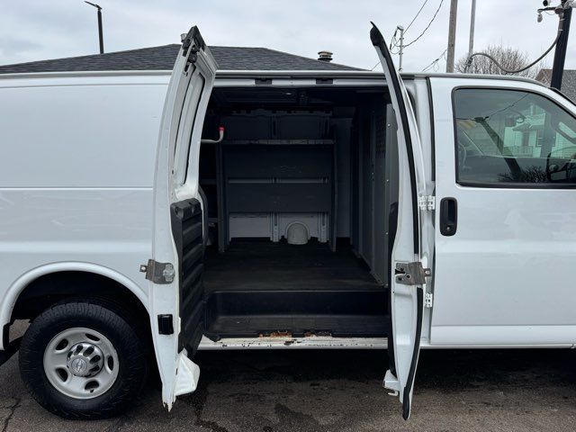 2017 Chevrolet Express 2500 