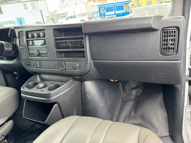 2017 Chevrolet Express 2500 