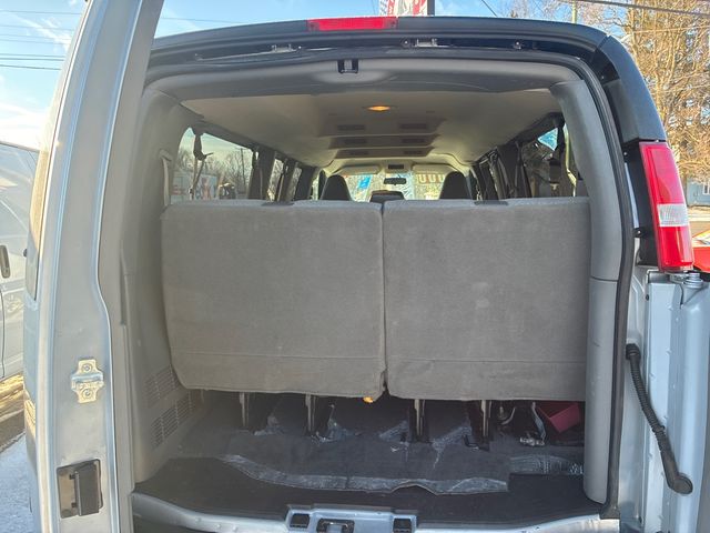 2017 Chevrolet Express LT 3500 15 PASSENGER | Ontario, OH | New Haven Auto Sales