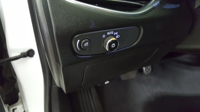 2017 Chevrolet Malibu LT | Carrollton, TX | Legend Motorcars of Carrollton 2017 Chevrolet Malibu LT | Carrollton, TX | Legend Motorcars of Carrollton