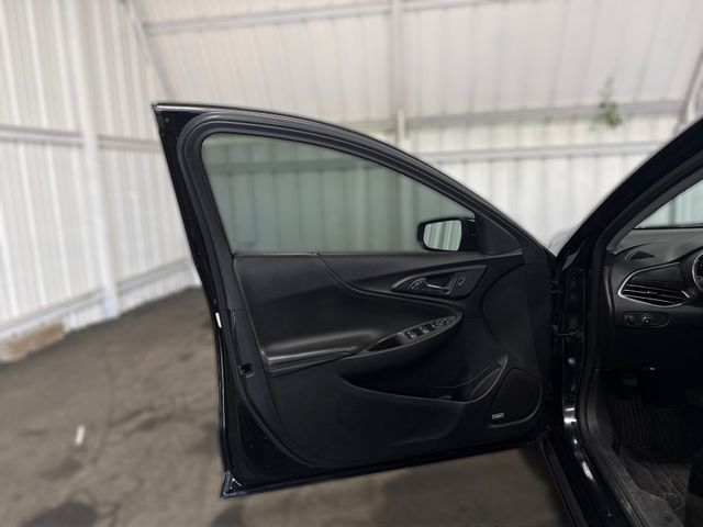 2017 Chevrolet MALIBU LT 2017 Chevrolet MALIBU LT