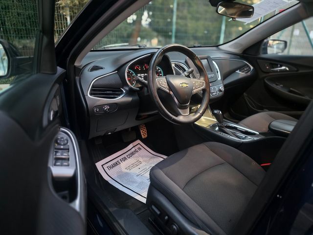 2017 Chevrolet Malibu LT | Reseda, CA | Angeles Auto Alliance