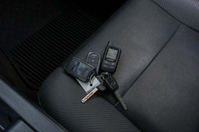 2017 Chevrolet Silverado 1500 LT Z71 / CLEAN CARFAX 1-OWNER W/ UPGRADES | Austin, TX | Rocky Mountain Truck Stop Austin