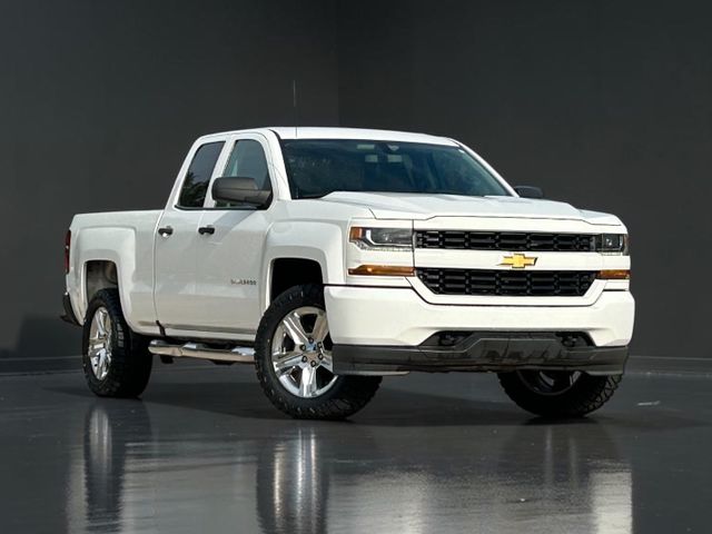 2017 Chevrolet Silverado 1500 Custom | Plano, TX | Schneck Motor Company