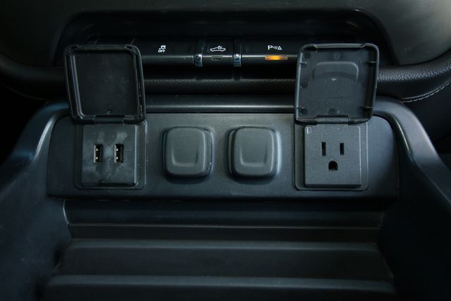 2017 Chevrolet Silverado 1500 High Country | San Antonio, TX | R&L Certified Auto Group 2017 Chevrolet Silverado 1500 High Country | San Antonio, TX | R&L Certified Auto Group