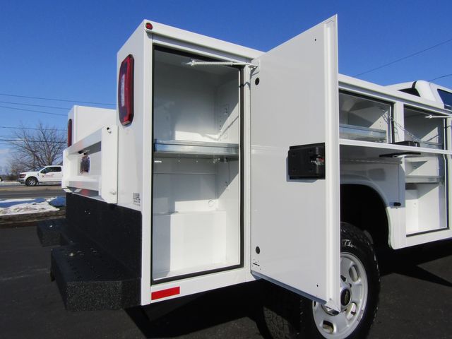 2017 Chevrolet Silverado 2500HD Crew Cab 4x4 with New 8' Knapheide Utility Bed